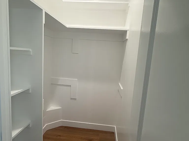 2021 W 95th St #1 — Photo 4
