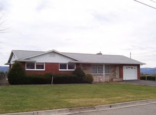 2726 Hamilton Dr, Endwell, NY 13760