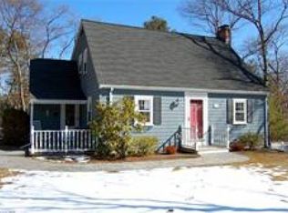 19 Grant Ave, East Walpole, MA 02032