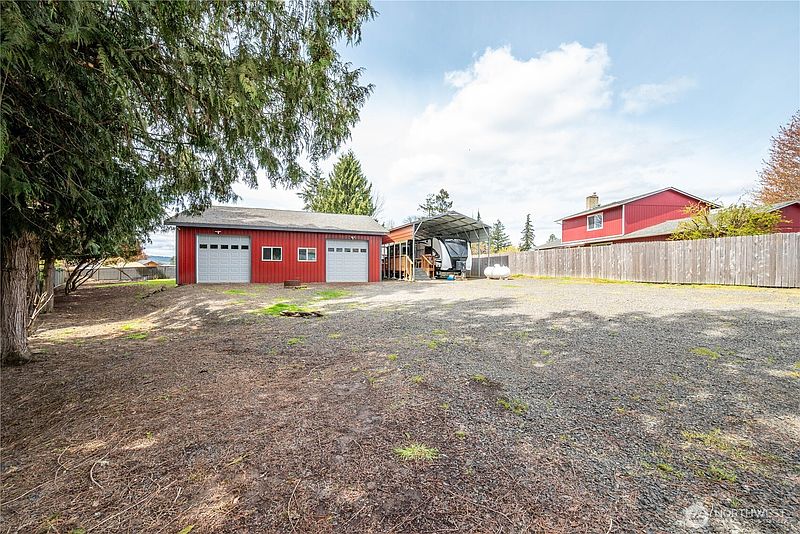 3rd image of 116 Mason Road