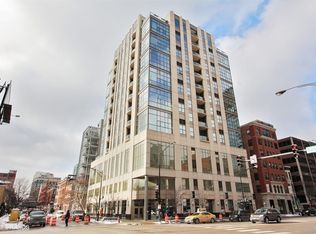 150 W Superior St PH 1, Chicago, IL 60654