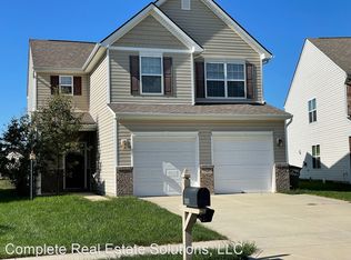3300 Lakestream Dr, Columbus, IN 47201