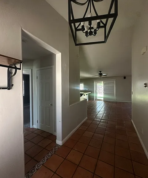 616 Vermillion Dr — Photo 2