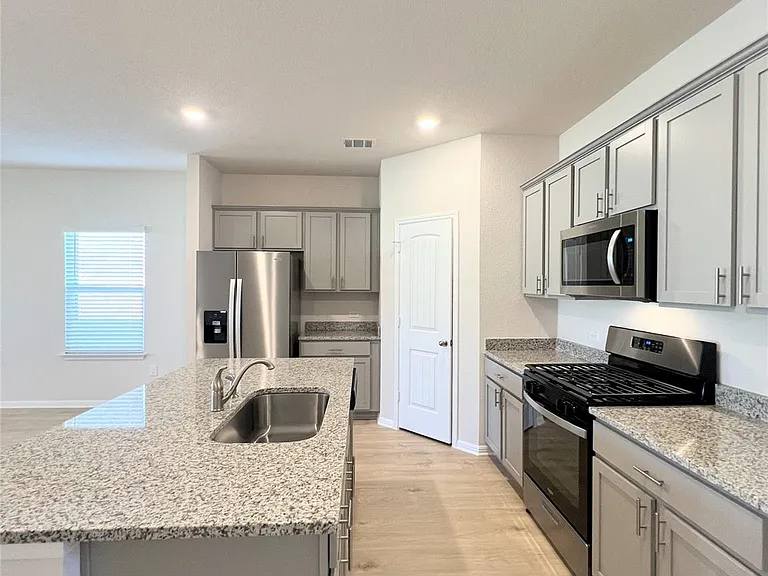 2409 Corriente Path — Photo 11