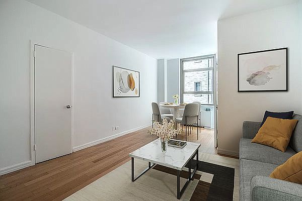 1st image of 4 Park Ave APT 14M