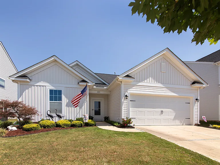 4495 Dover Ct — Photo 4