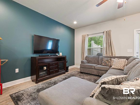 3rd image of 25806 Pollard Rd #15
