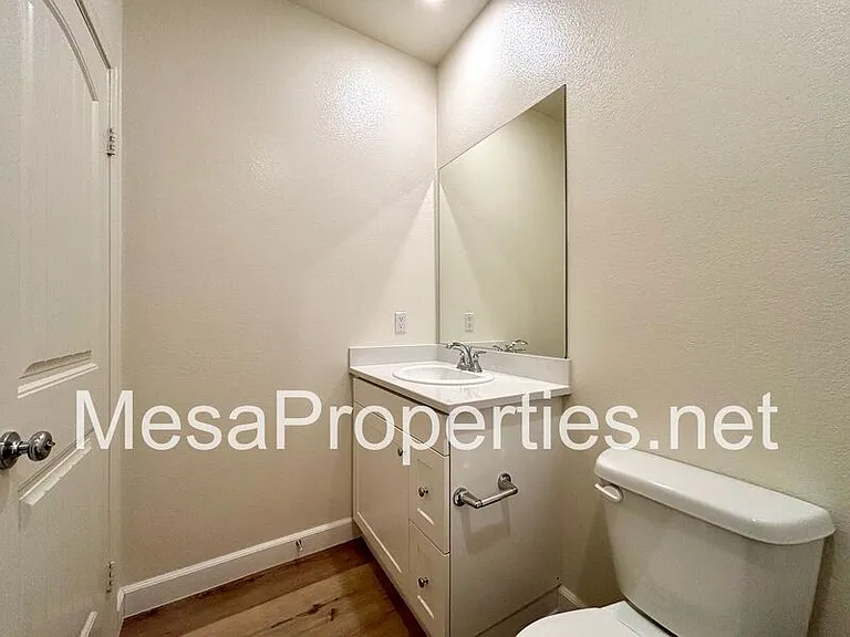 12594 Ava Loma St — Photo 19