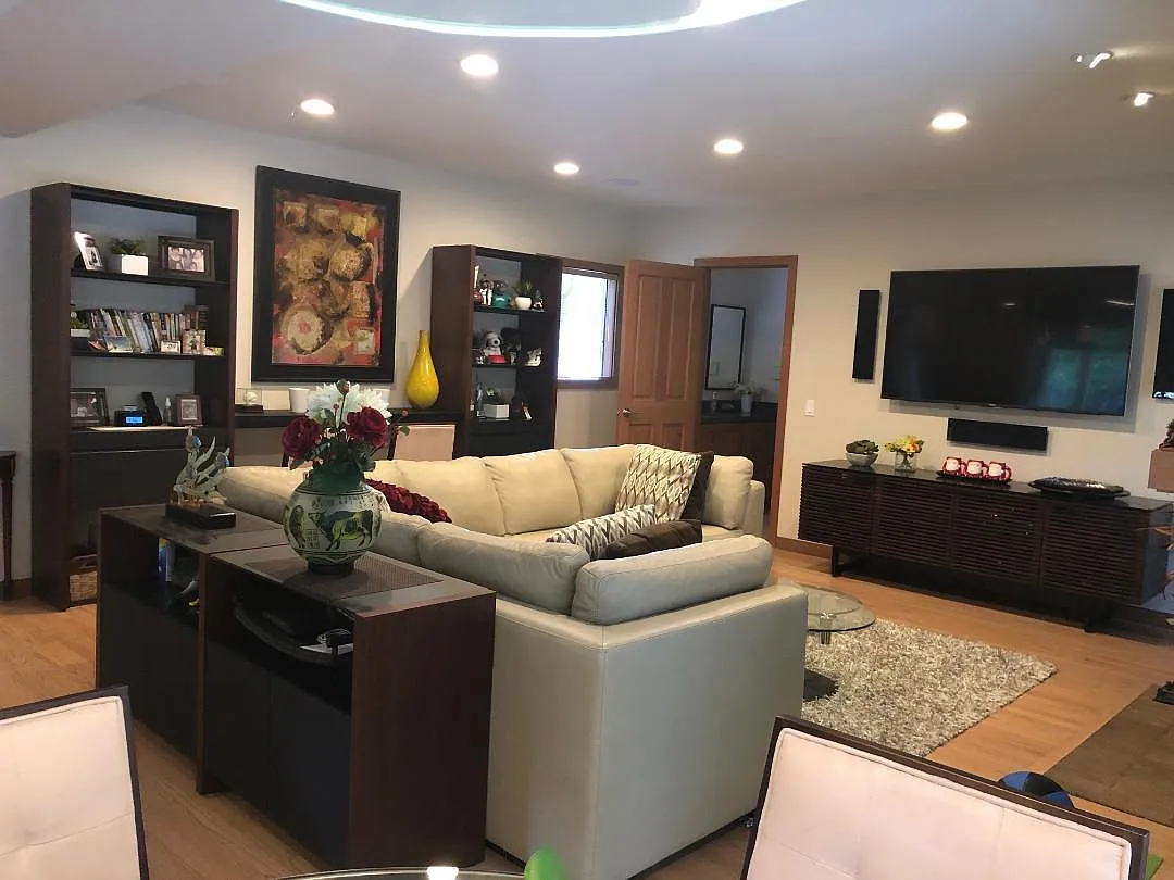 4 bed, 4.5 bath, 3620 sqft, $12,500 — Photo 4