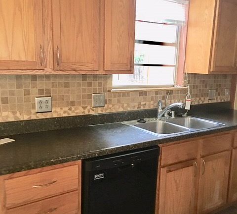 3rd image of 4908 Brownwood Dr