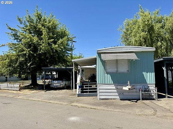 5th image of 1050 W Central Ave
