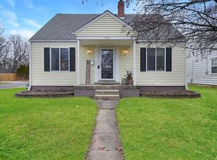 3326 N Peoria Ave, Peoria, IL 61603