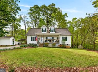 55 Edgewater Dr, Griffin, GA 30223