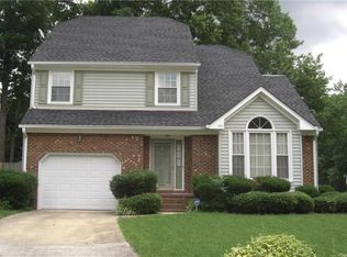 1001 Stillmeadows Ct, Chesapeake, VA 23320