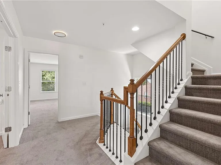 3377 Vintage Cir SE — Photo 31