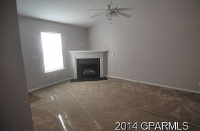 5th image of 1105 Nicklaus Dr #A