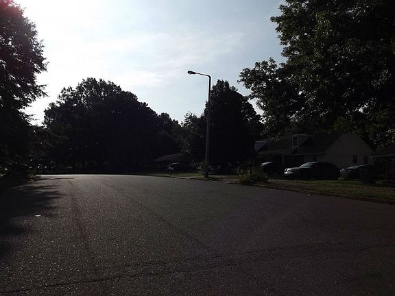 4th image of 4888 Cromwell Ave