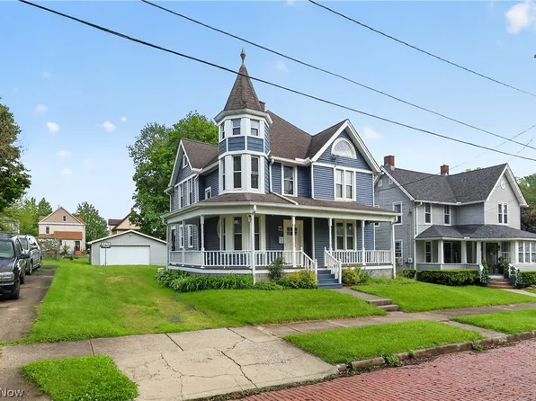 19 S Butler Ave, Niles, OH 44446