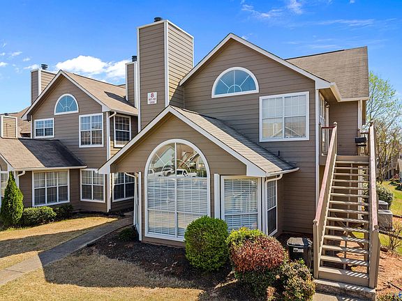 2nd image of 171 Waters Edge Ln #171