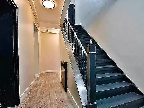 5th image of 156 E 85th St APT 3D