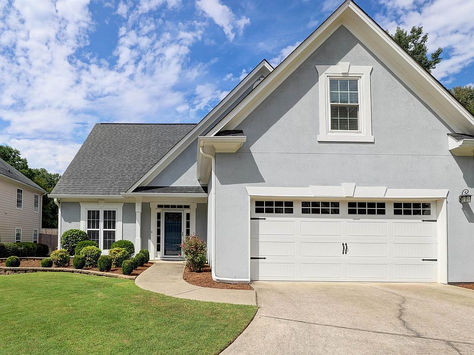 1st image of 2107 Berryhill Cir SE