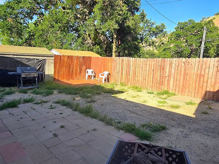 821 Lancer Way — Photo 9