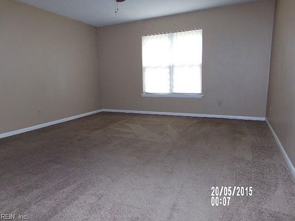 Front bedroom