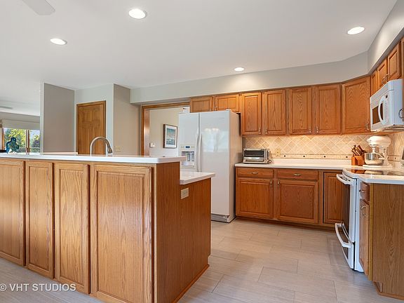 5th image of 8408 Castleberry Dr