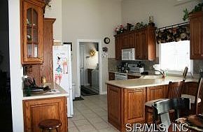 4th image of 6519 Fox Lake Dr