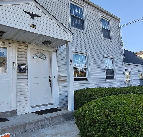 7 Lane Crest Ave — Photo 1