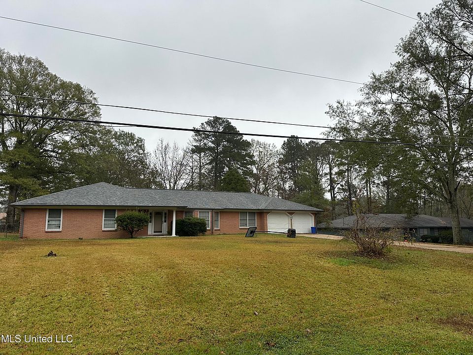 2nd image of 166 Chasewood Dr
