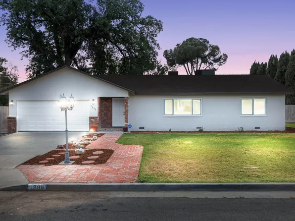 1990 Mulberry Dr, Hanford, CA 93230
