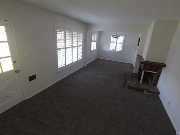 4th image of 9208 Tarryton Ave