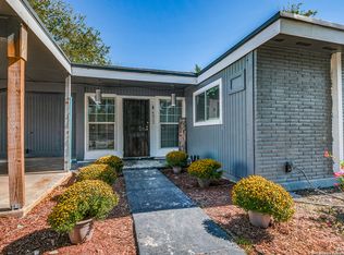 4822 Castle Sword, San Antonio, TX 78218