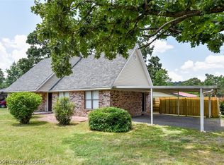 3100 Witteville Dr, Poteau, OK 74953