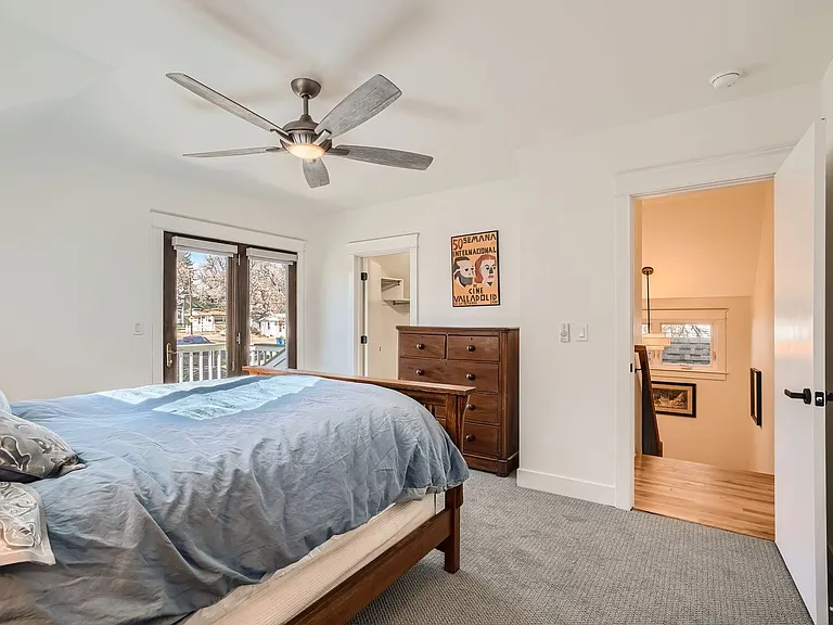 824 La Farge Ave — Photo 18