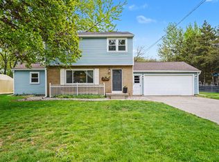 7552 Westlane Ave, Jenison, MI 49428