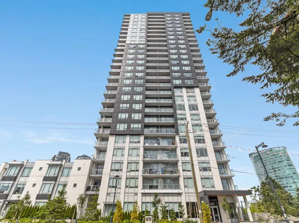 13359 Old Yale Rd #603, Surrey, BC V3T 0S4