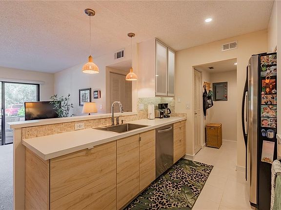 2nd image of 9540 Green Cypress Ln APT 3
