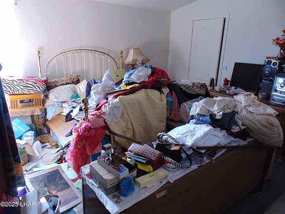4th image of 3001 Lake Dr