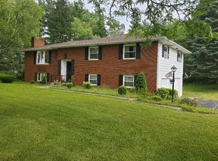 920 Country Club Rd, Clearfield, PA 16830