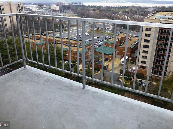3rd image of 2059 Huntington Ave APT 1403