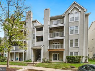 6330 Bayberry Ct Unit 810, Elkridge, MD 21075