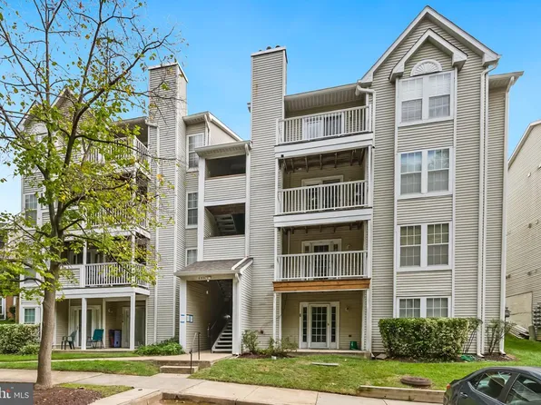 6330 Bayberry Ct Unit 810, Elkridge, MD 21075