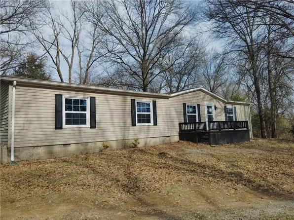 515 S 270th St, Pittsburg, KS 66762