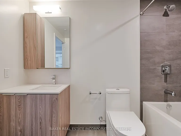 223 Redpath Ave #1111 — Photo 14