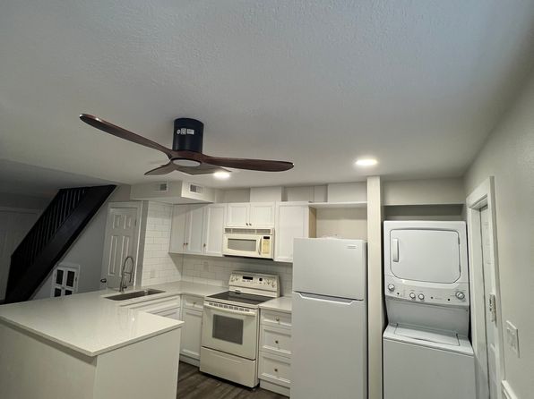 55 Needle Blvd APT 60
