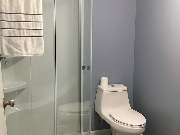 5th image of 1079 Tamarisk Dr
