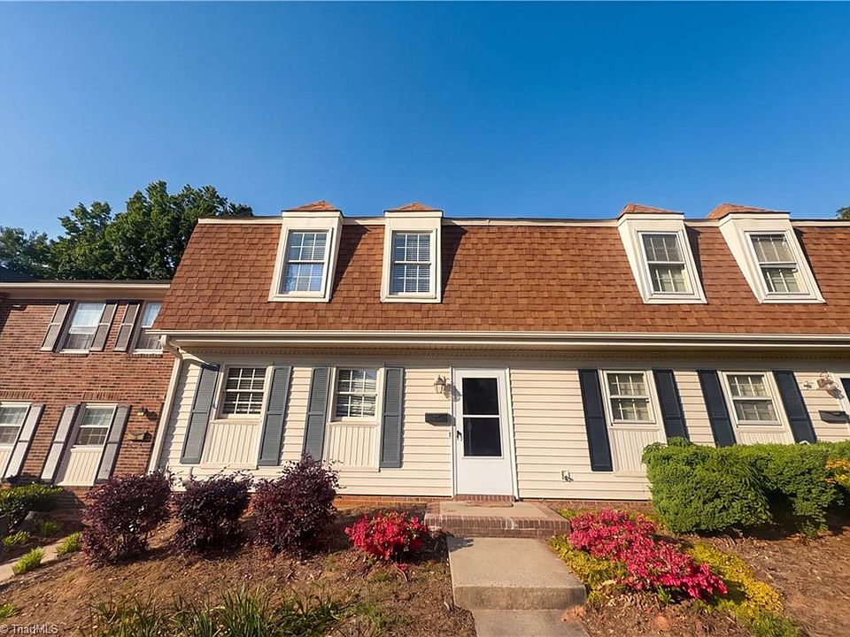 1st image of 3229 Regents Park Ln Unit D