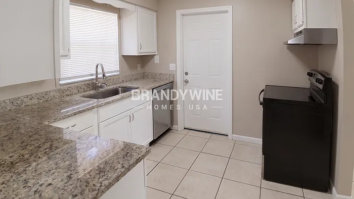 1024 Hallwood Loop — Photo 7